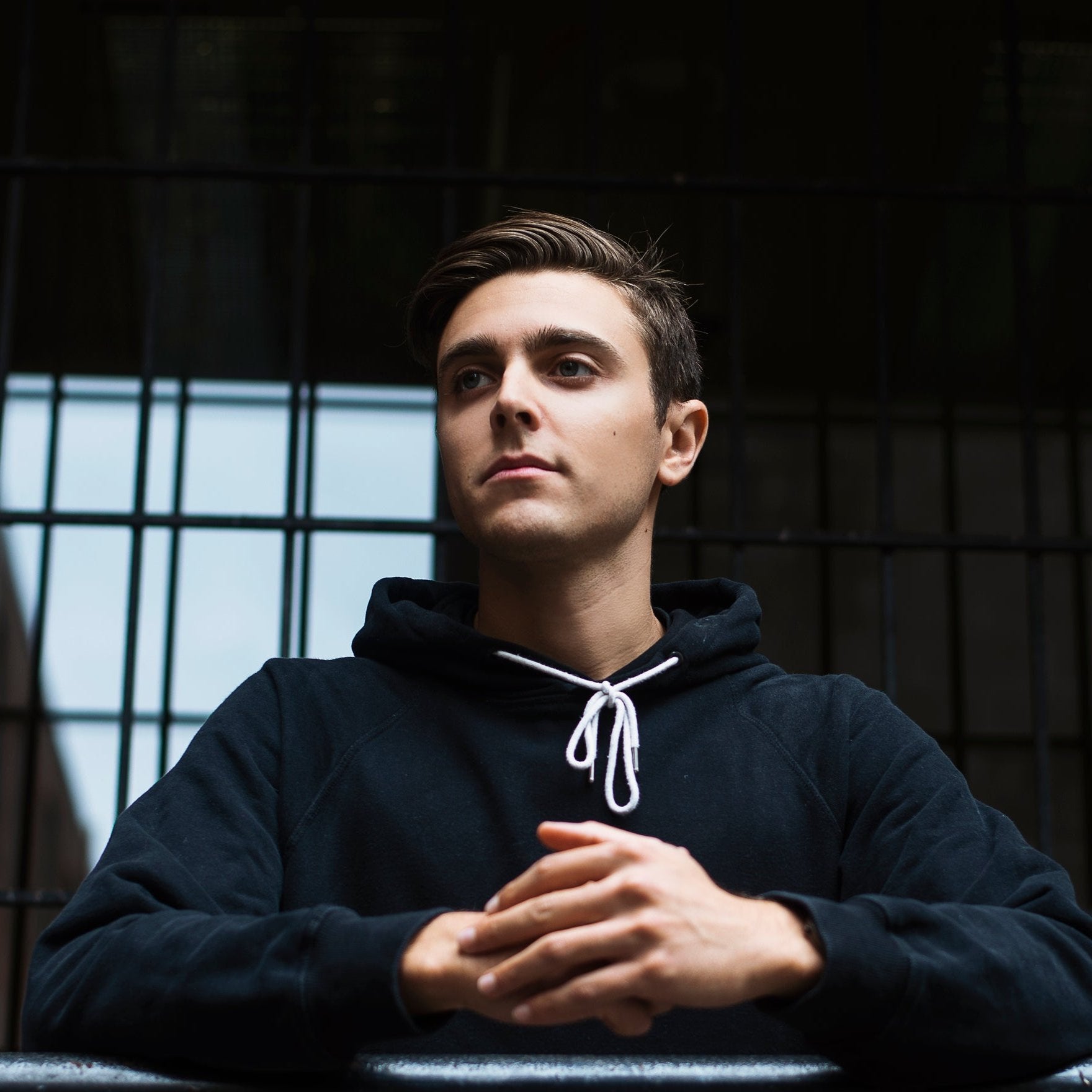fall-mens-casual-hoodie-fashion_42db9a82-dc36-4a36-aab5-a9d9dcbb2e4c.jpg
